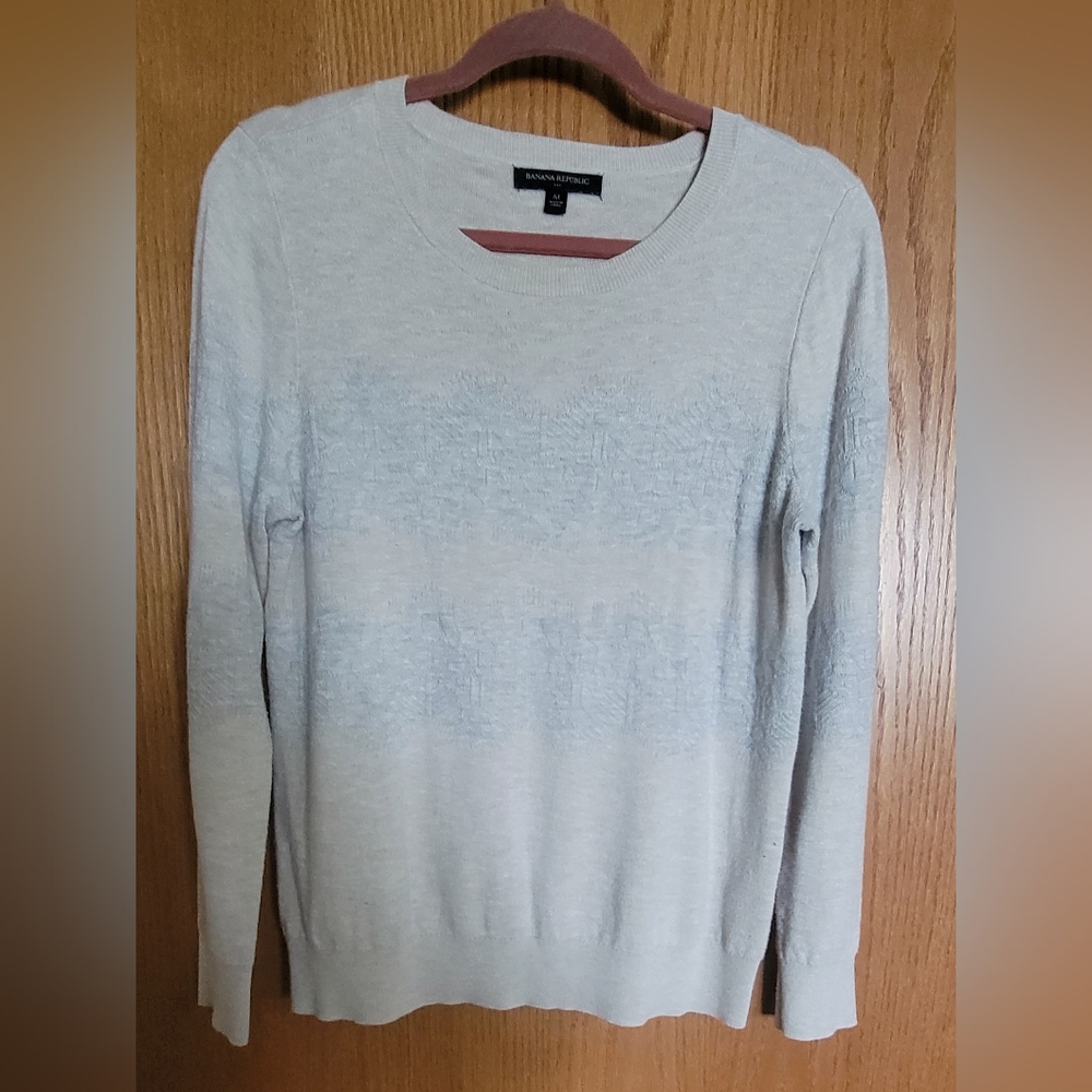Banana Republic sweater, size M